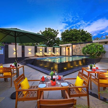 Royale Sarovar Portico Agra Agra  Bagian luar foto