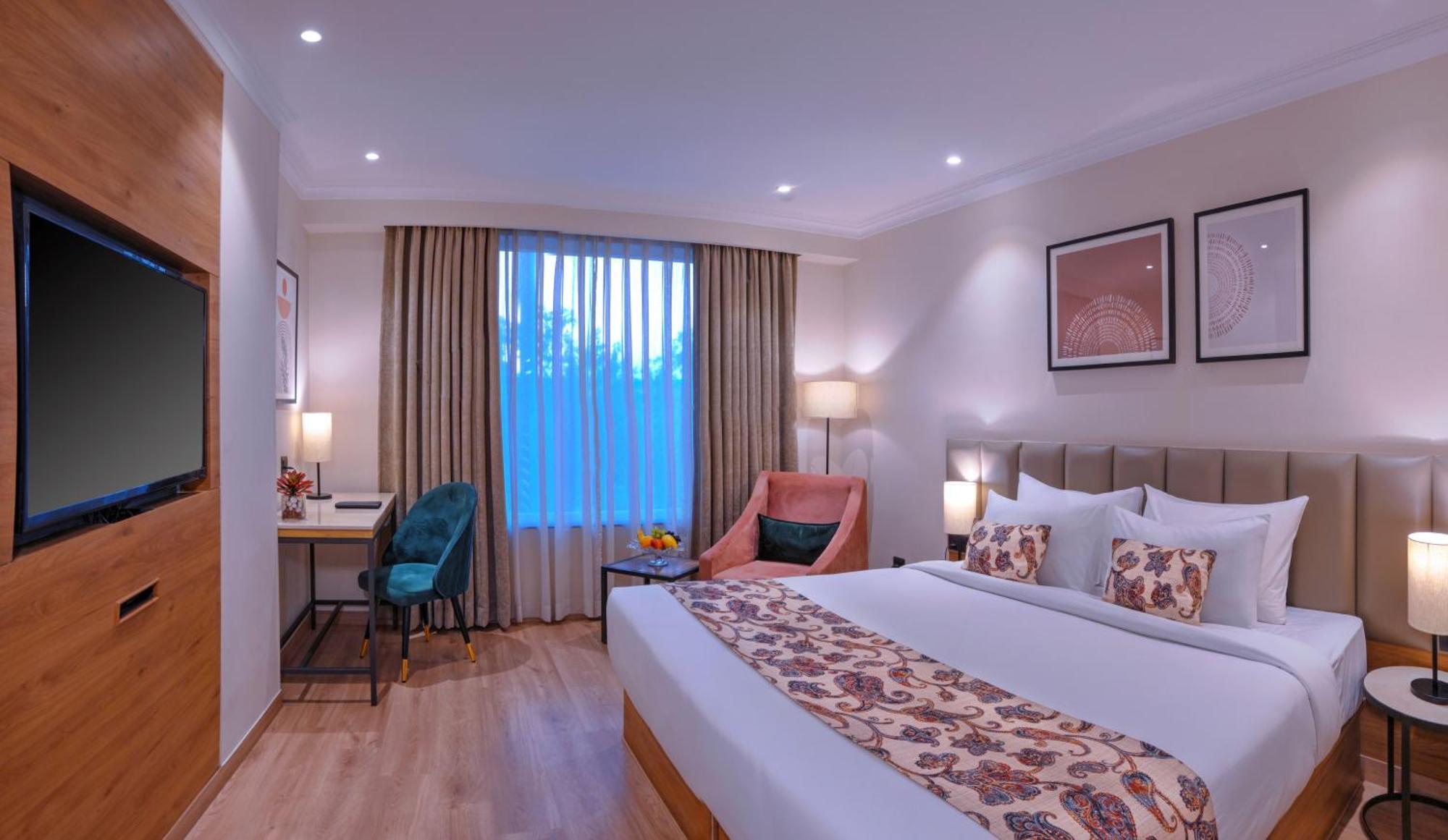 Royale Sarovar Portico Agra Agra  Bagian luar foto