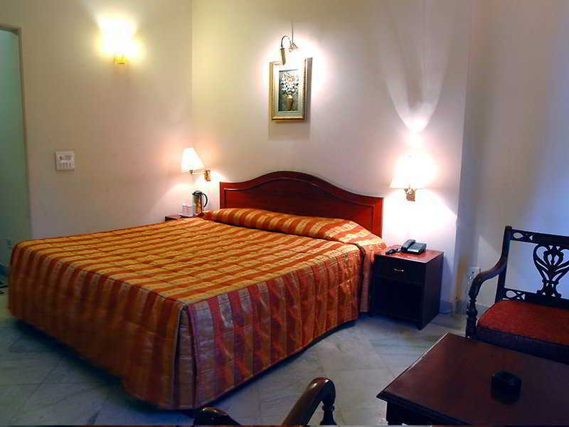 Royale Sarovar Portico Agra Agra  Ruang foto